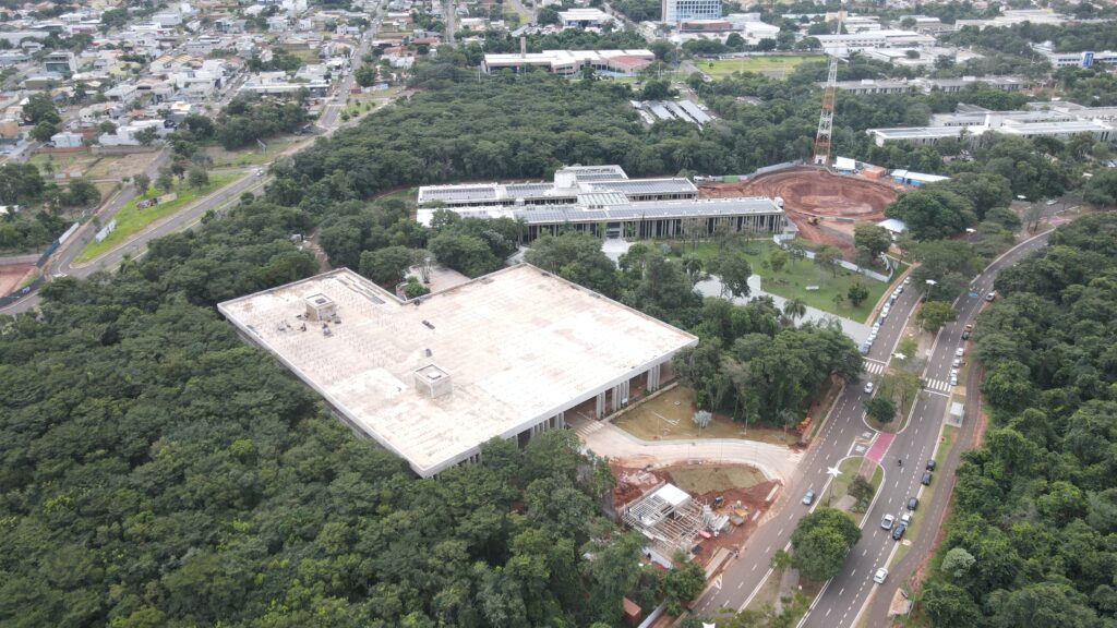 Obra Alems – Estacionamento Assembleia