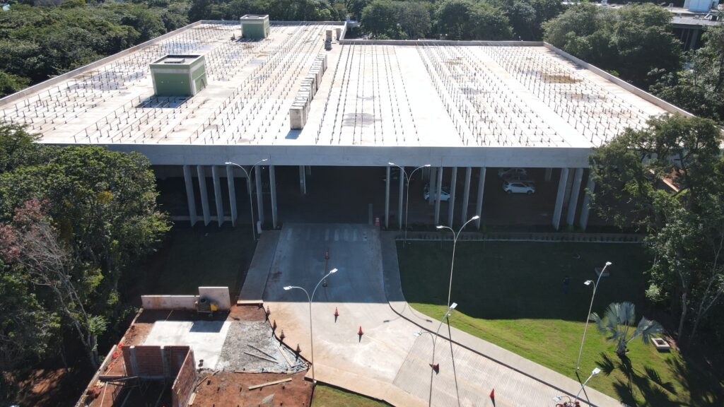 Obra Alems – Estacionamento Assembleia
